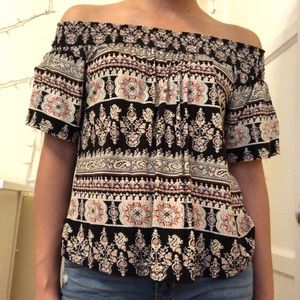 ULTRA FLIRT - Boho Off the Shoulder Shirt